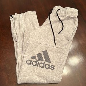 NWOT Men’s Adidas Sweatpants Size M